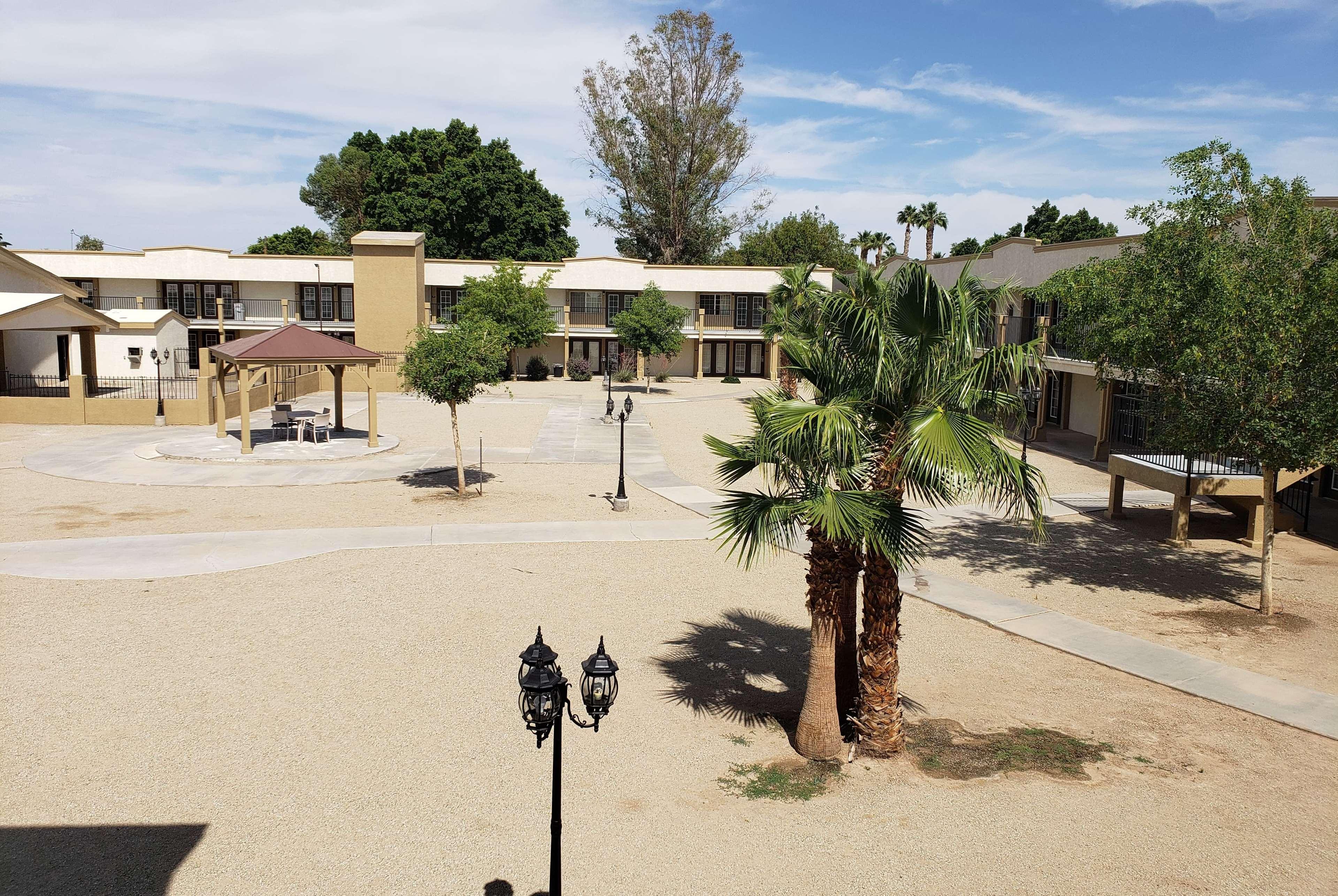 Days Inn By Wyndham Brawley Exterior foto